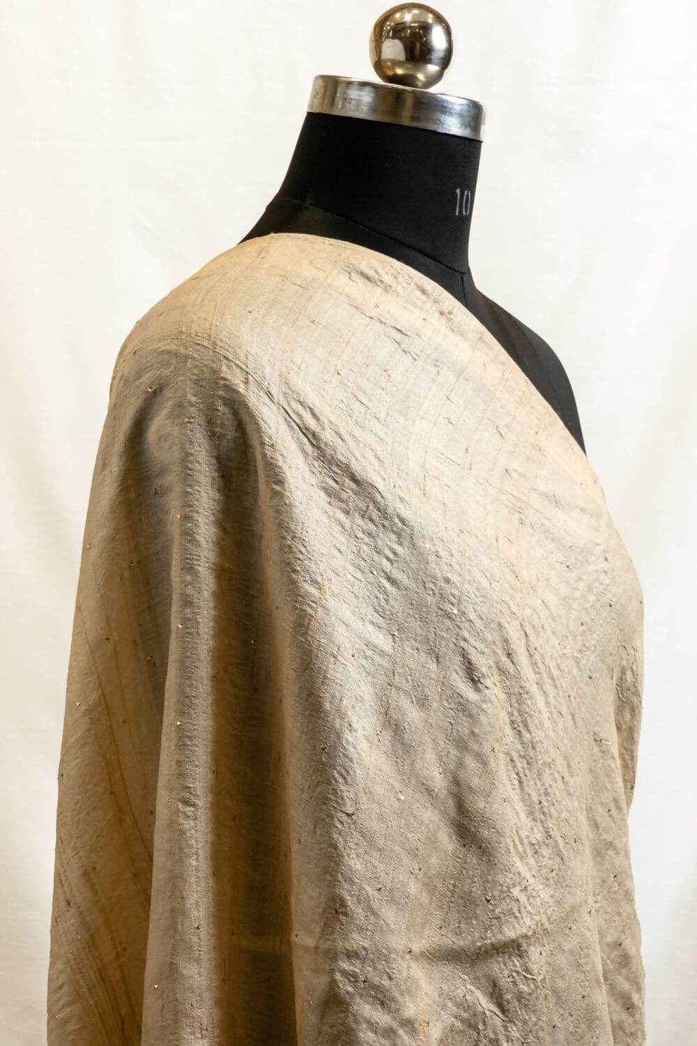 Munga Silk Mukaish Fabric - Image 4