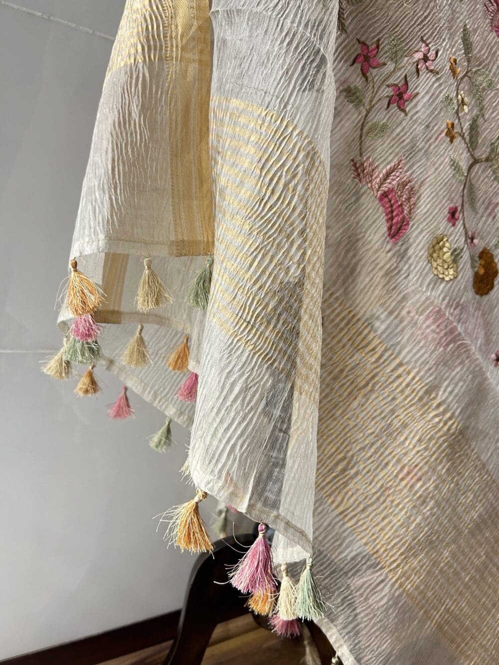 Floral Silk Crushed Tissue Dupatta - Image 5