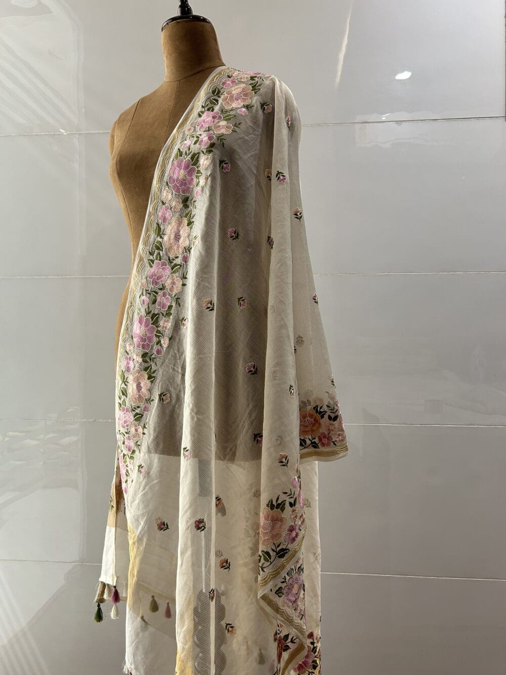 Silk Organza Floral Embroidery Dupatta - Image 3