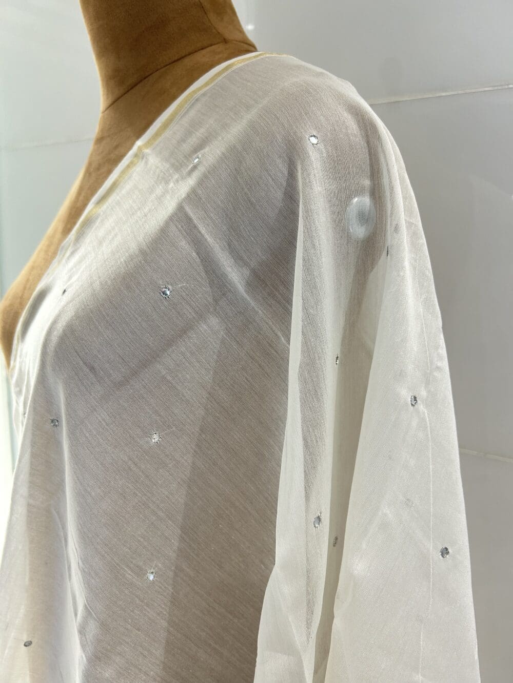 Chanderi Silk Mukaish Dyeable Dupatta - Image 2