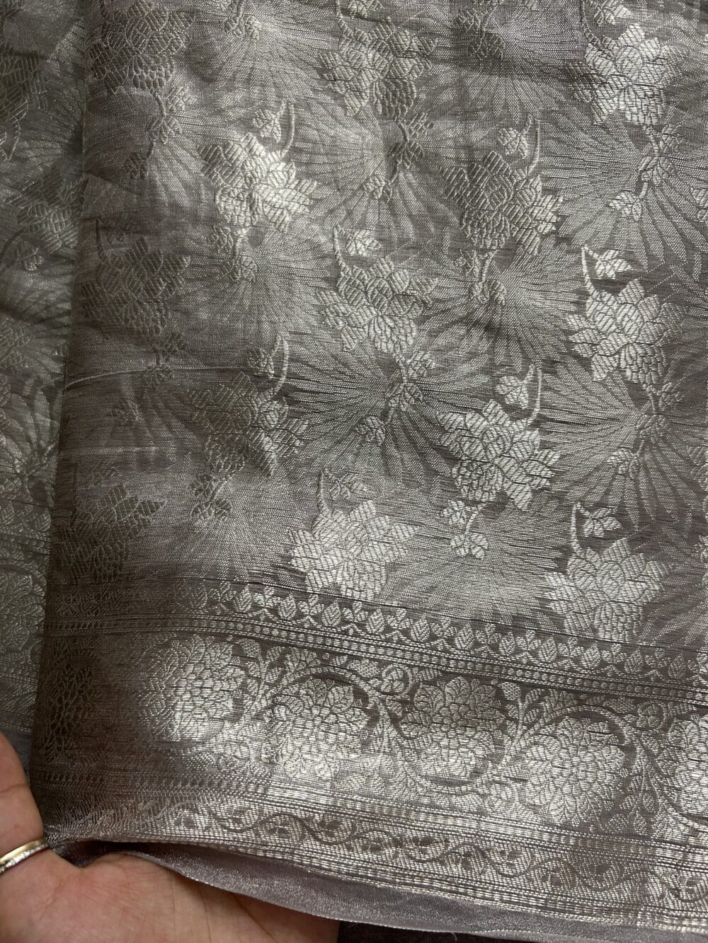 Silk Tissue Jacquard - Image 4