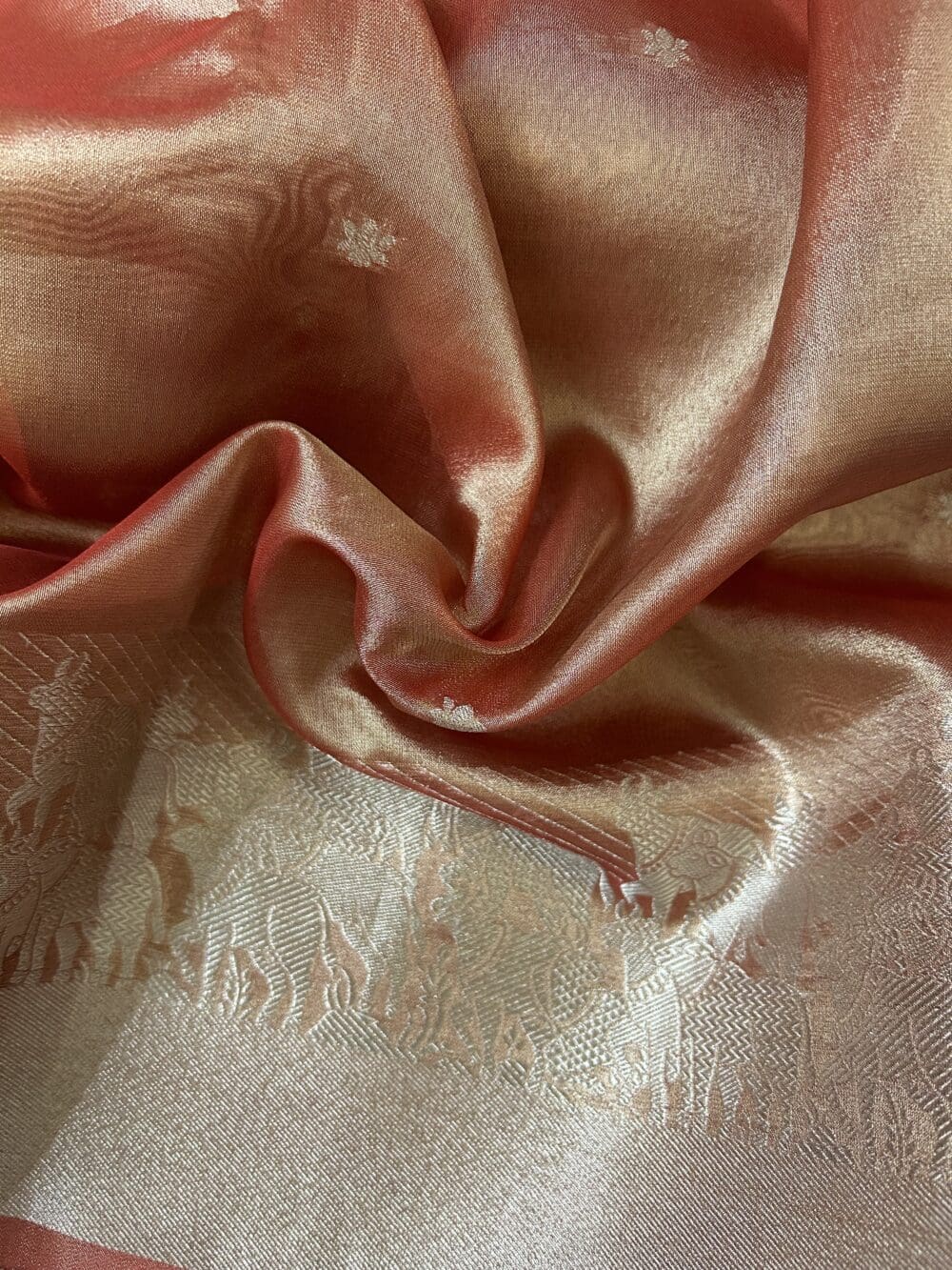 Tissue Booti with Border Cutwork