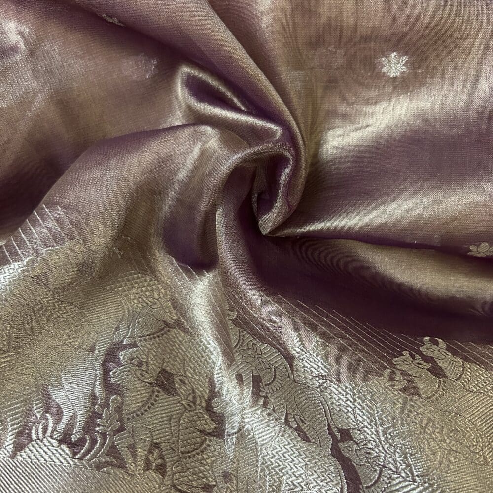 Tissue Booti with Border Cutwork