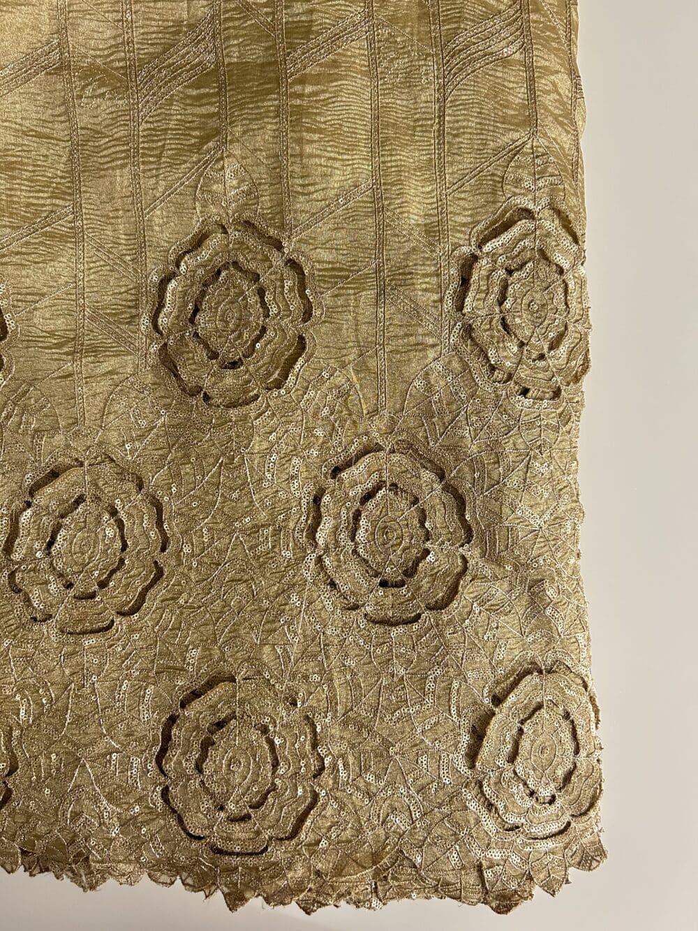 Tissue Embroidery - Image 7