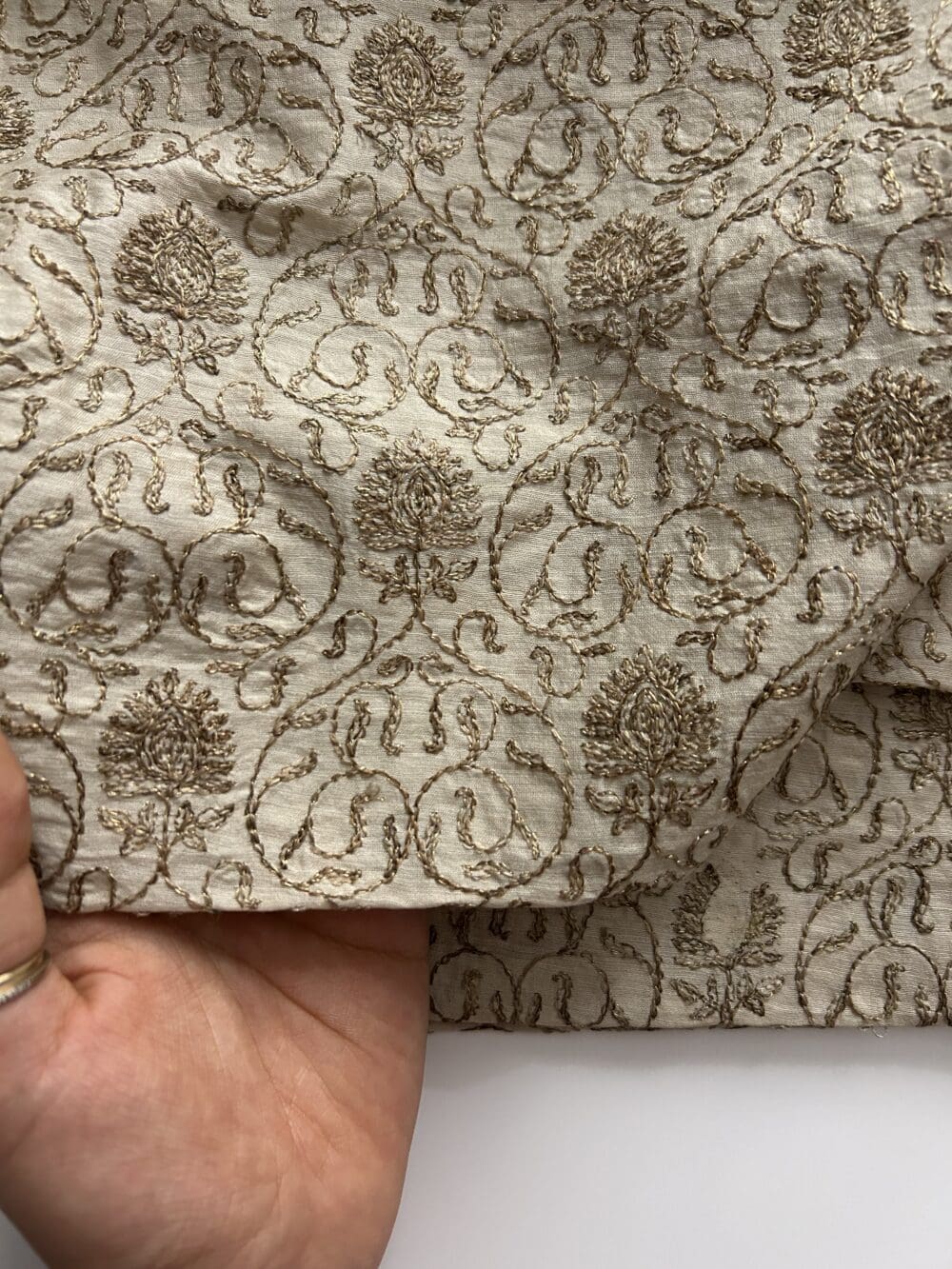 Silk Munga Embroidery - Image 2