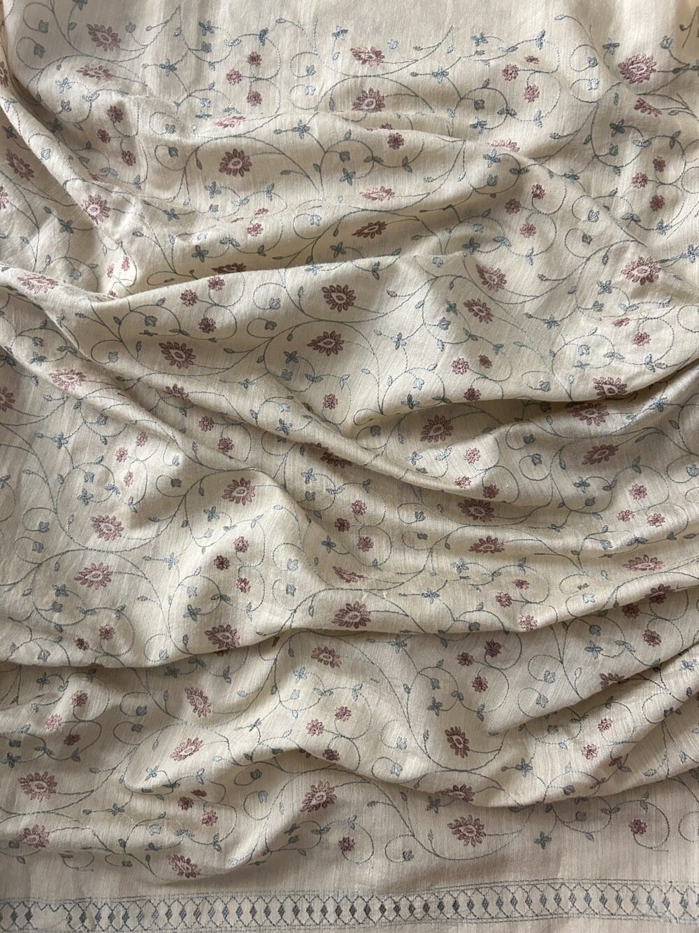 Silk Munga Embroidery - Image 3
